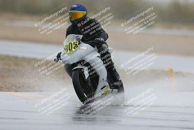 media/Mar-15-2024-Apex Assassins-CVMA (Fri) [[54f5cf1734]]/Racer 4 -Trackday 1/Session 2/